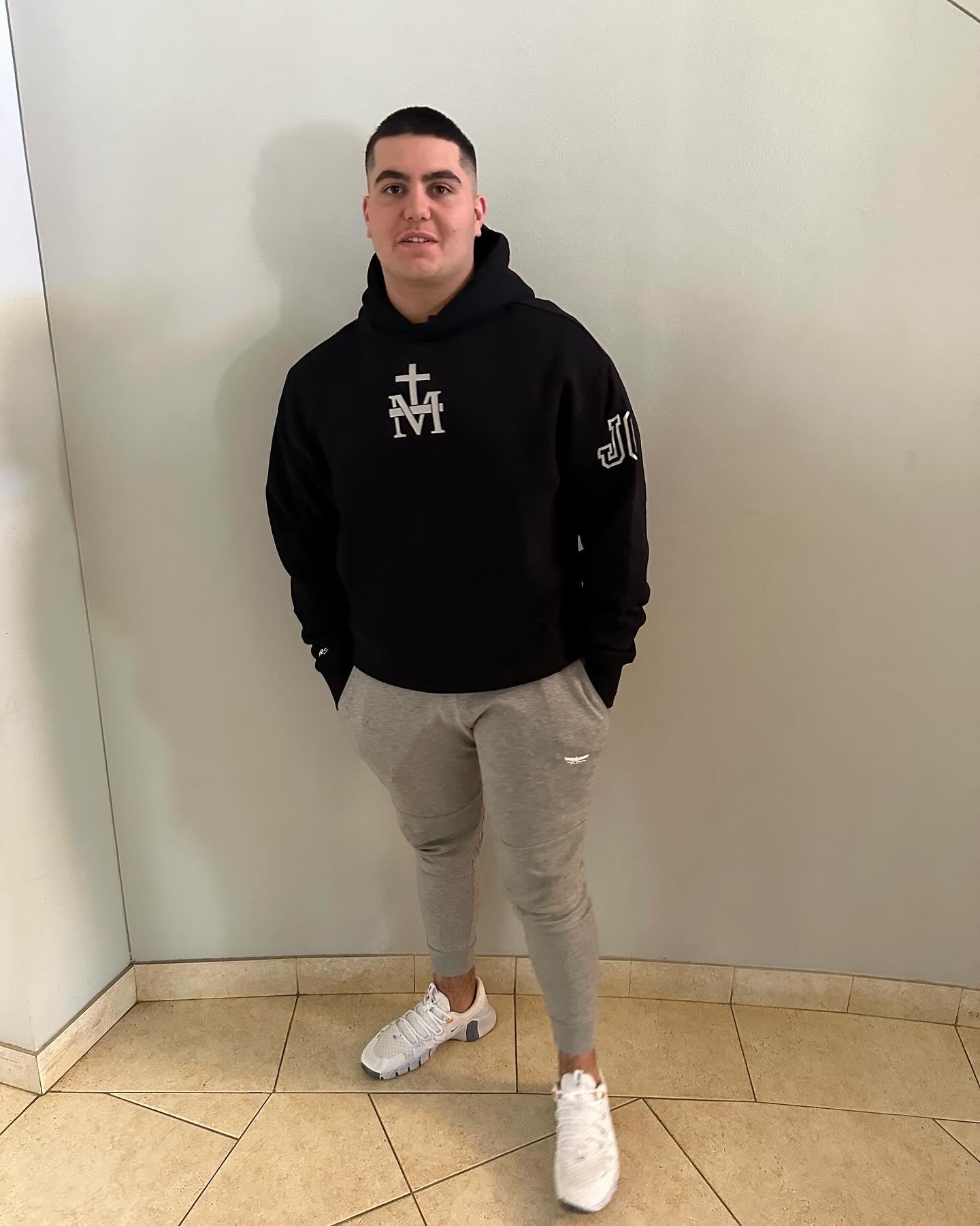 PREMIUM HEAVY MENS WE LIVE BY FAITH NOT BY SIGHT HEAVY HOODIE WITH REFLECTIVE PRINT